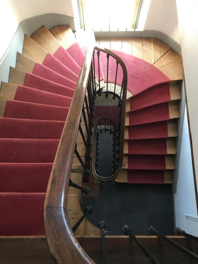 Charmant Appartement Plein Centre Ville - Parking Prive Auxerre Zewnętrze zdjęcie