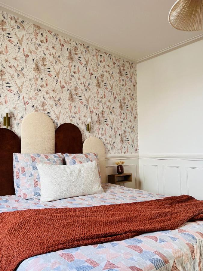 Charmant Appartement Plein Centre Ville - Parking Prive Auxerre Zewnętrze zdjęcie